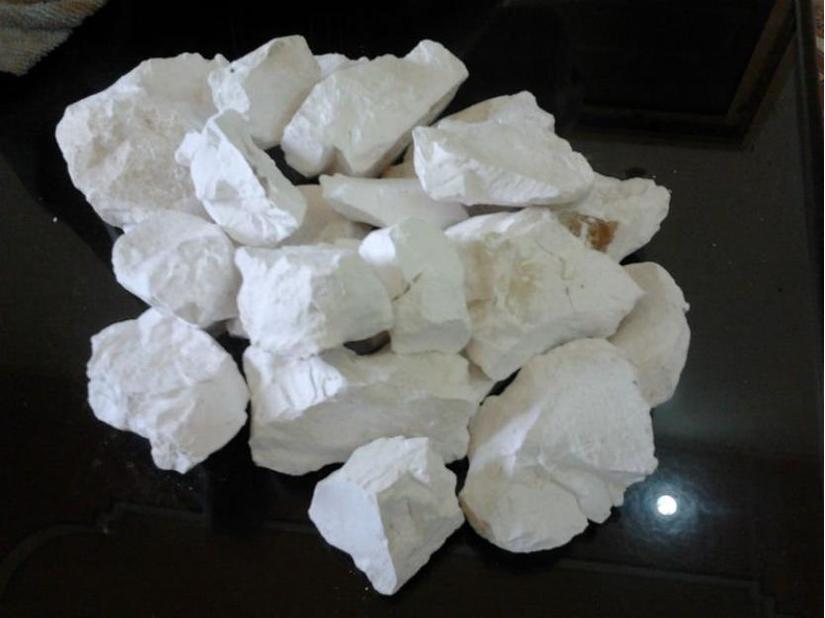 Cách giảm độ ẩm trong phòng bằng vôi sống