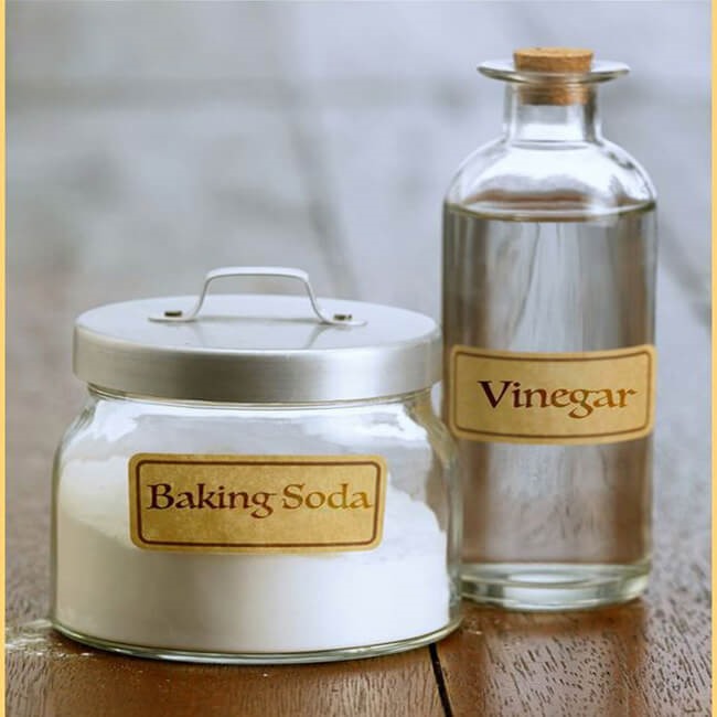 cách hút ẩm trong phòng kín