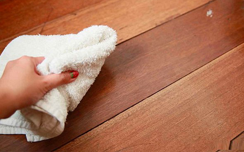 cách hút ẩm trong phòng kín